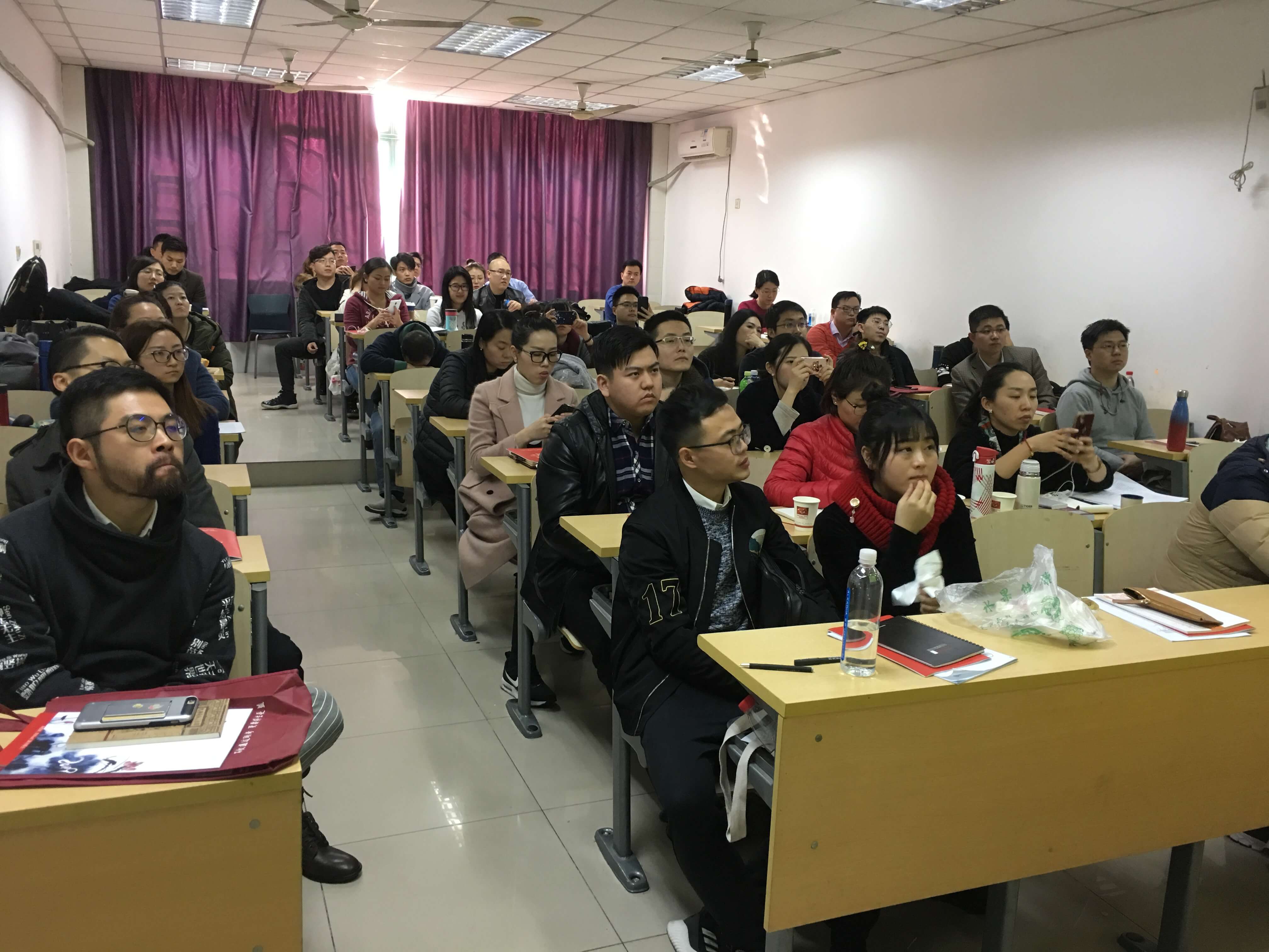 2018.3 上海华彰2019MBA等管理类联考高校教育展