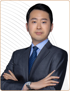 上海华章翰章英语主讲-龙歌